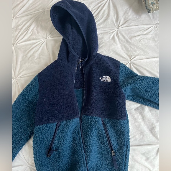 Blue north face jacket size 6 - Picture 1 of 2